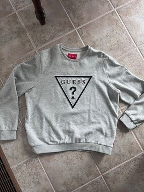 Guess Light Gray Crewneck Sweatshirt with Triangle Logo